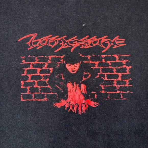 Limosine Skateboarding Lord of Rats Black Graphic T-Shirt with Red Design - Picture 2 of 3